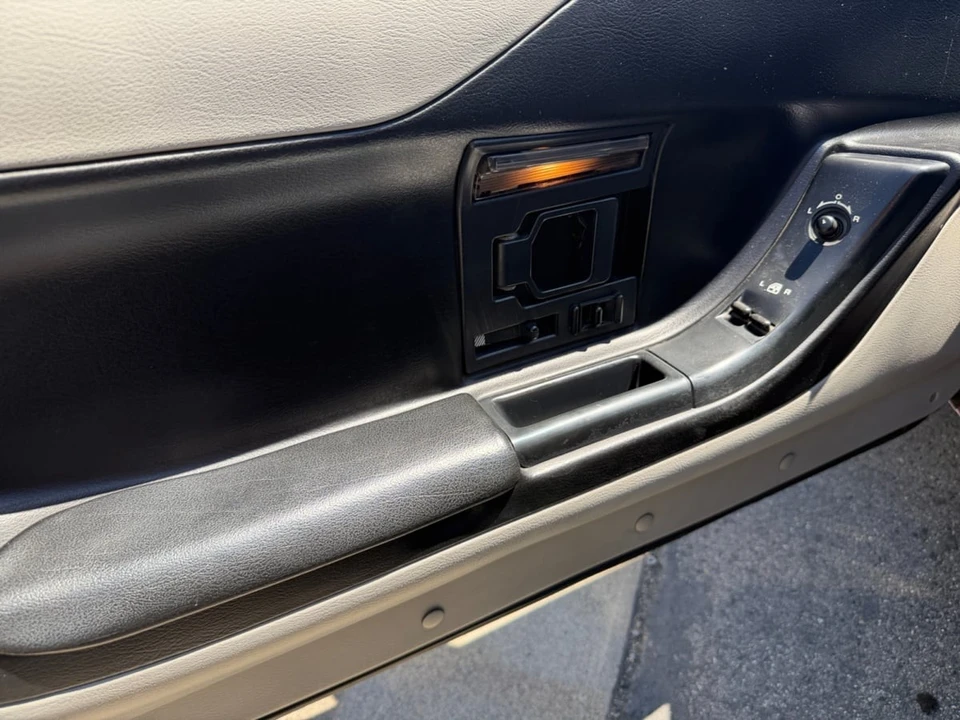 1996 Chevrolet Corvette C4 - Image 11 of 22
