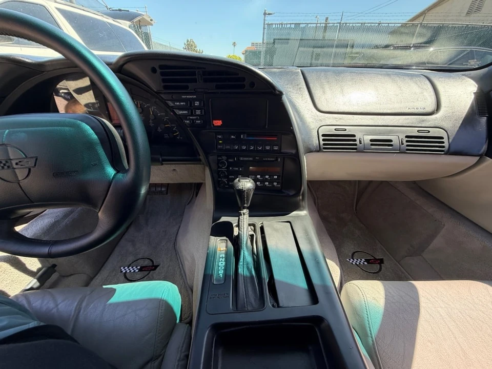 1996 Chevrolet Corvette C4 - Image 15 of 22