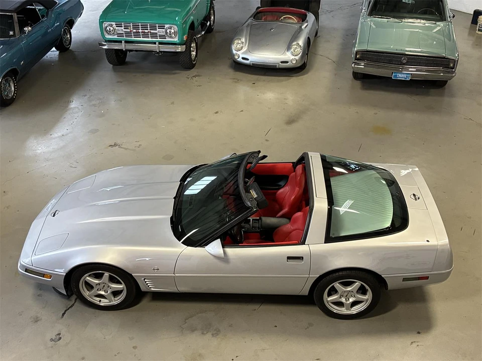 1996 Chevrolet Corvette C4 - Image 16 of 31