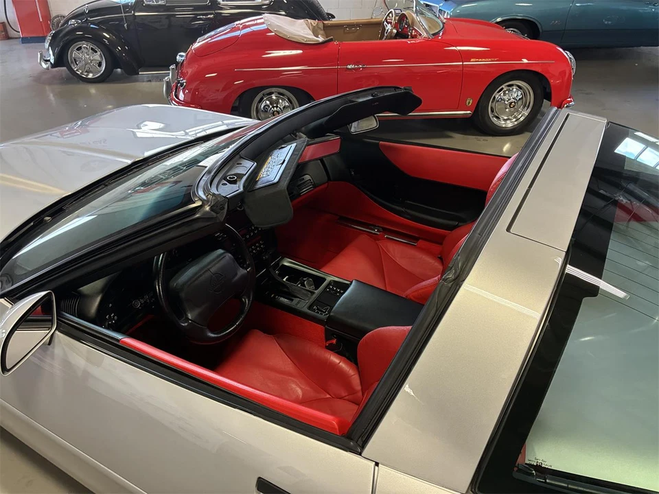 1996 Chevrolet Corvette C4 - Image 21 of 31