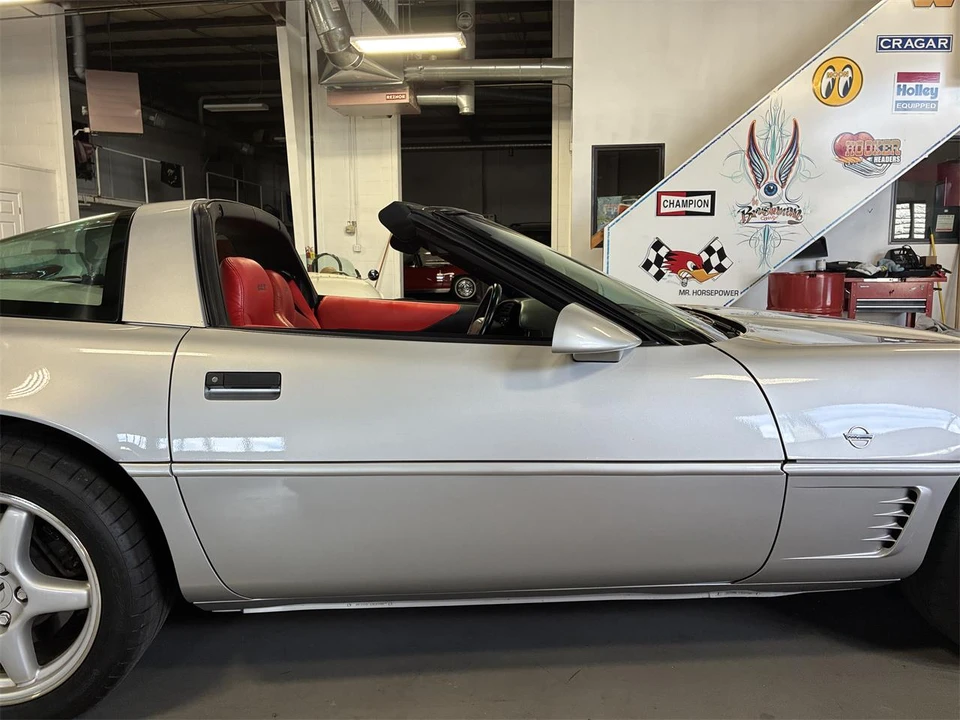 1996 Chevrolet Corvette C4 - Image 27 of 31