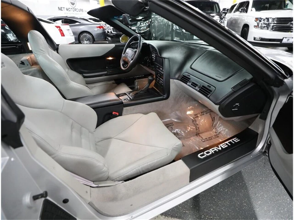 1996 Chevrolet Corvette C4 - Image 28 of 31