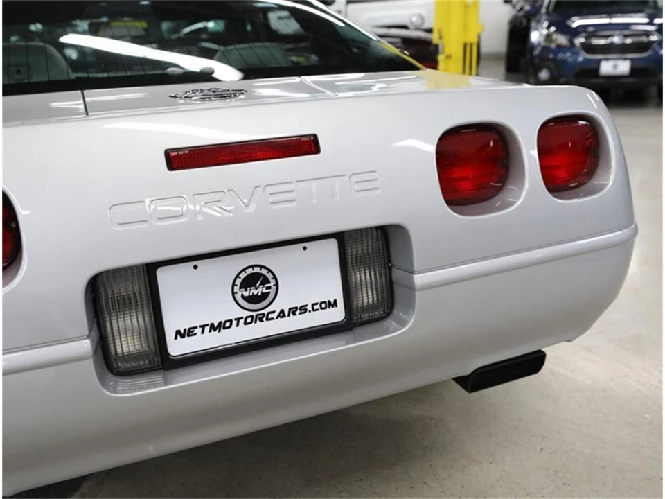 1996 Chevrolet Corvette C4 - Image 18 of 31