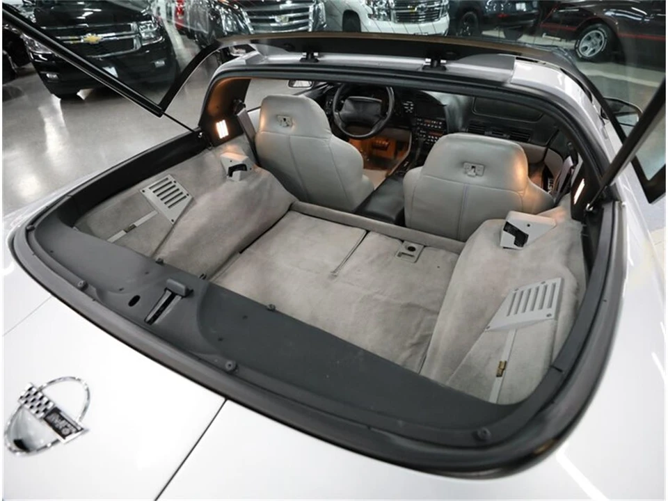 1996 Chevrolet Corvette C4 - Image 30 of 31