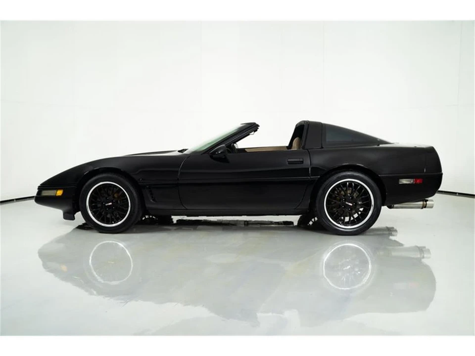 1996 Chevrolet Corvette C4 - Image 3 of 31