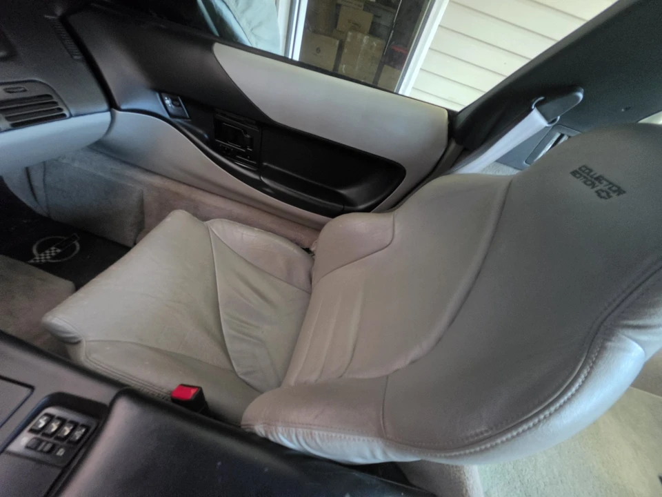 1996 Chevrolet Corvette C4 - Image 19 of 26