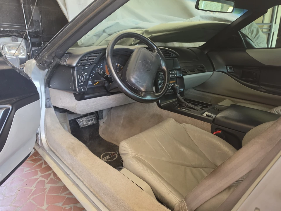 1996 Chevrolet Corvette C4 - Image 13 of 26