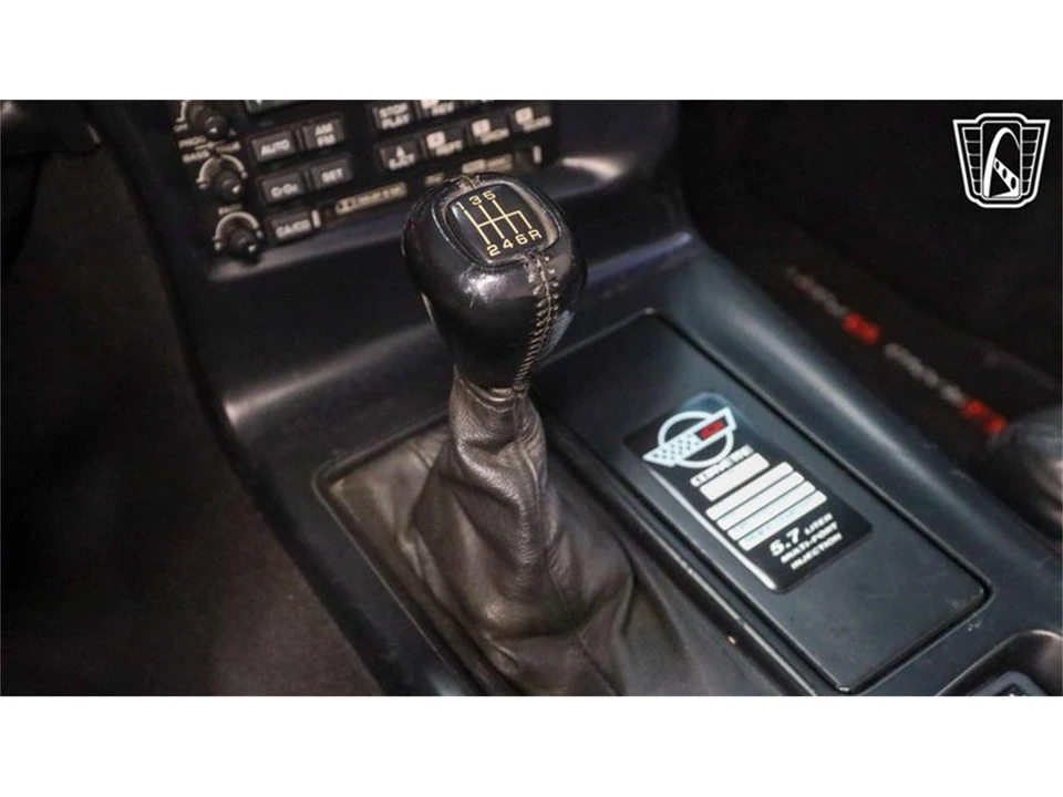 1996 Chevrolet Corvette C4 - Image 18 of 31