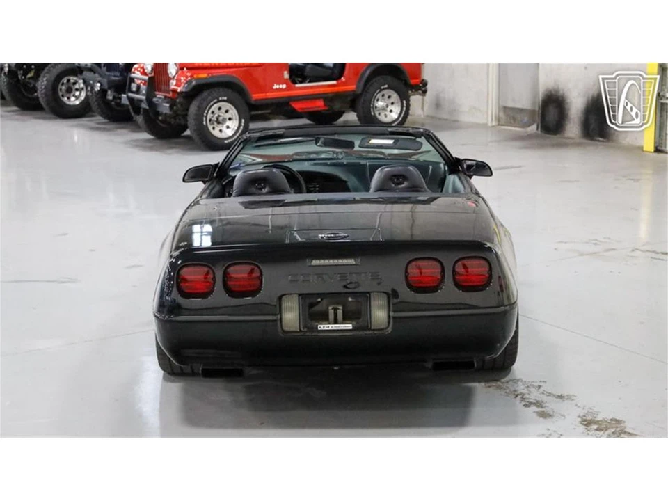 1996 Chevrolet Corvette C4 - Image 5 of 31