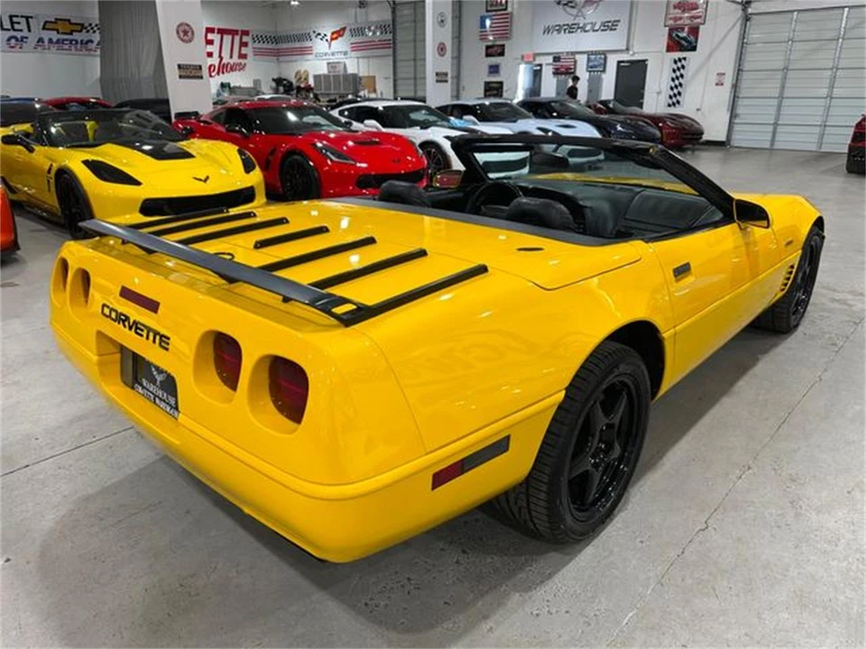 1996 Chevrolet Corvette C4 - Image 25 of 30
