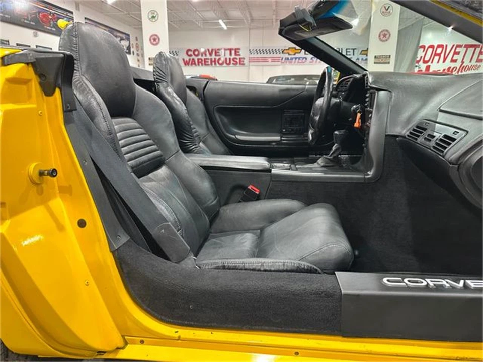 1996 Chevrolet Corvette C4 - Image 26 of 30