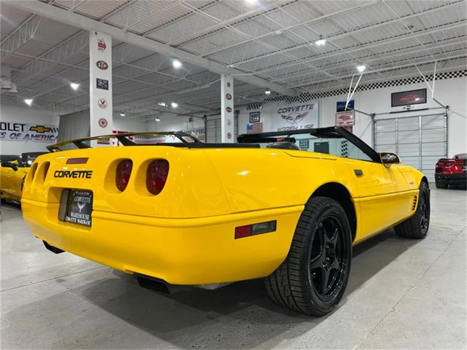 1996 Chevrolet Corvette C4 - Image 29 of 30