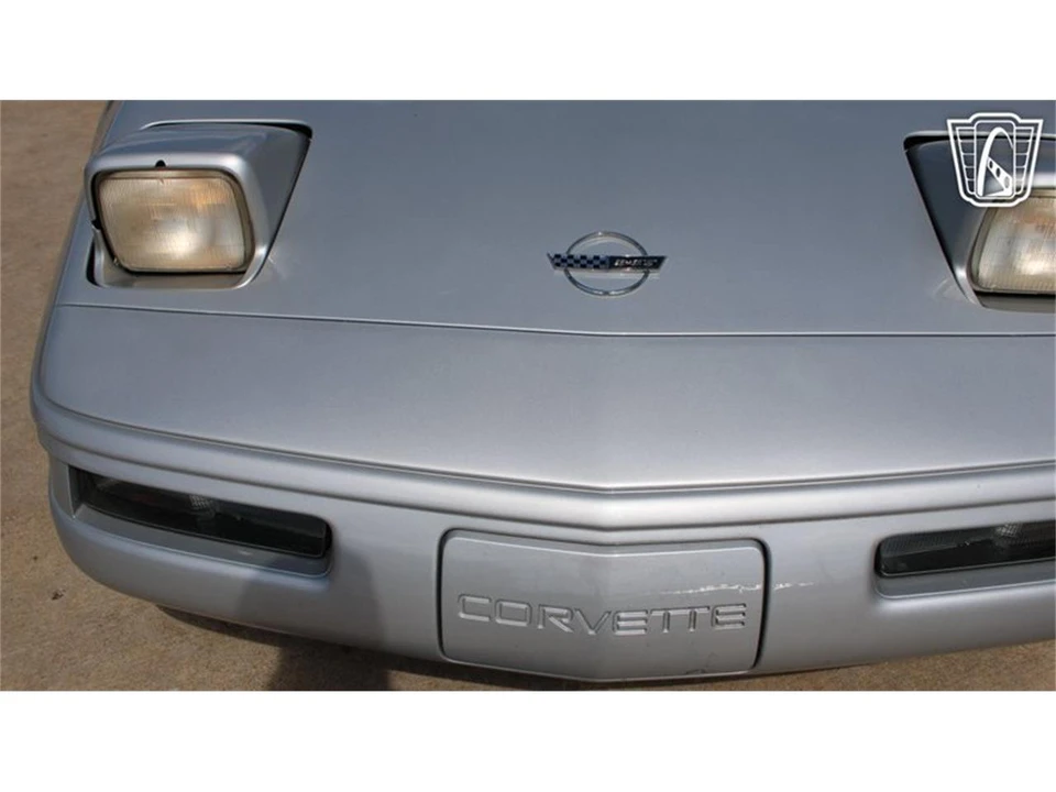 1996 Chevrolet Corvette C4 - Image 8 of 31