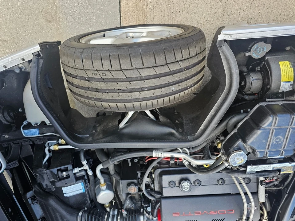 1996 Chevrolet Corvette C4 - Image 15 of 17
