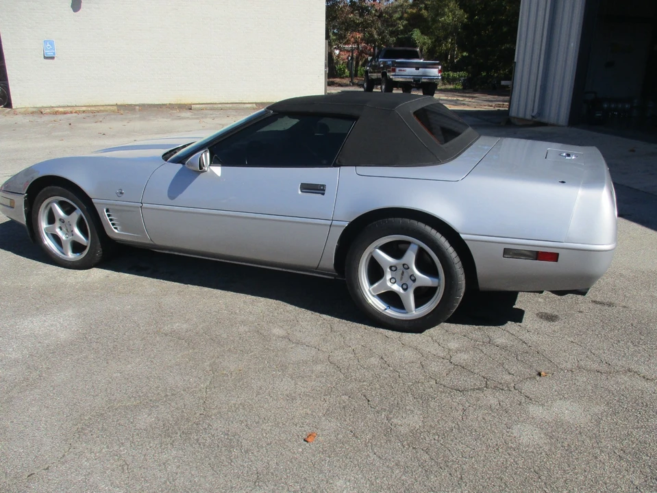 1996 Chevrolet Corvette C4 - Image 2 of 19