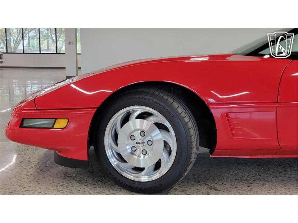 1996 Chevrolet Corvette C4 - Image 23 of 31
