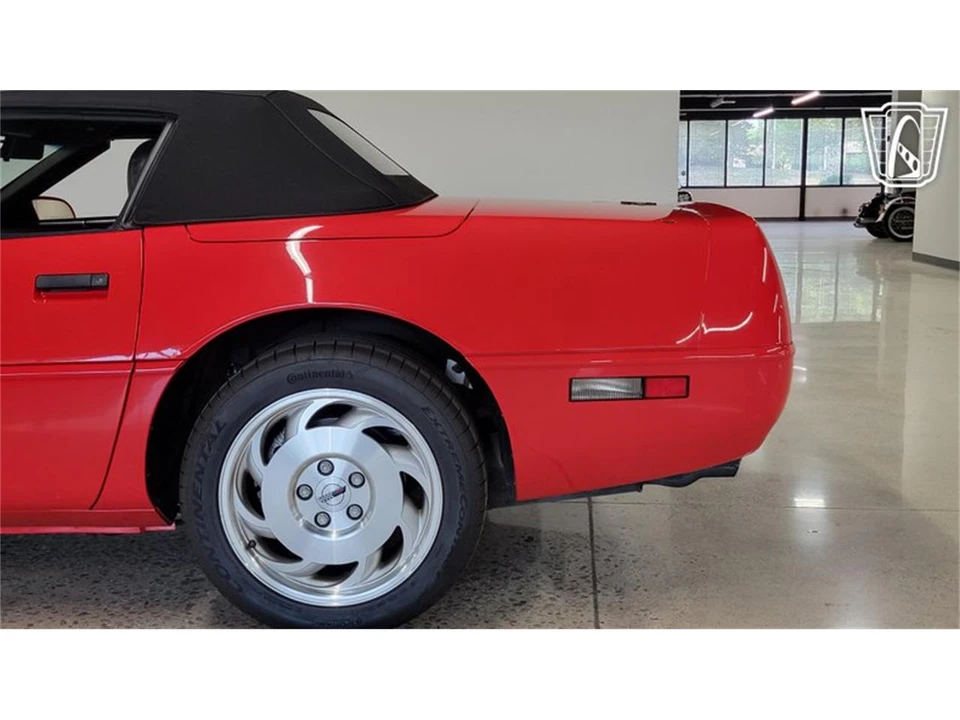 1996 Chevrolet Corvette C4 - Image 25 of 31