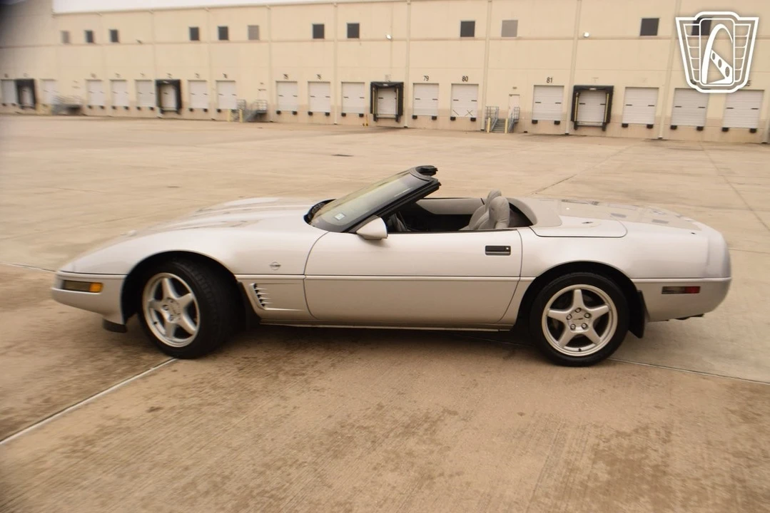 1996 Chevrolet Corvette C4 - Image 3 of 12