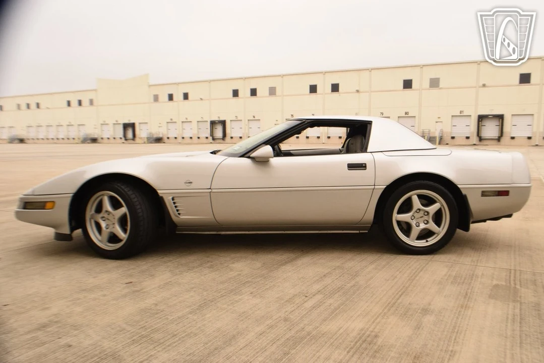 1996 Chevrolet Corvette C4 - Image 29 of 31