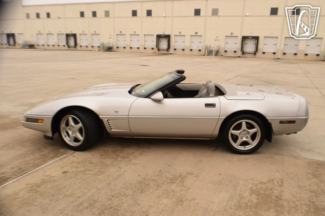 1996 Chevrolet Corvette C4 - Image 3 of 31