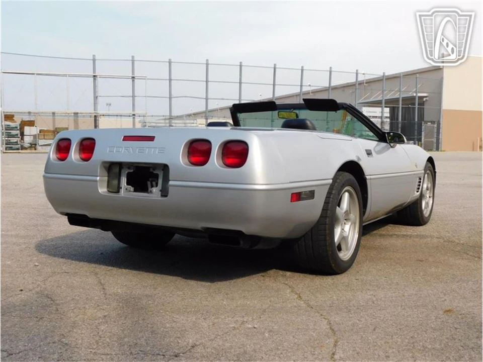 1996 Chevrolet Corvette C4 - Image 23 of 31