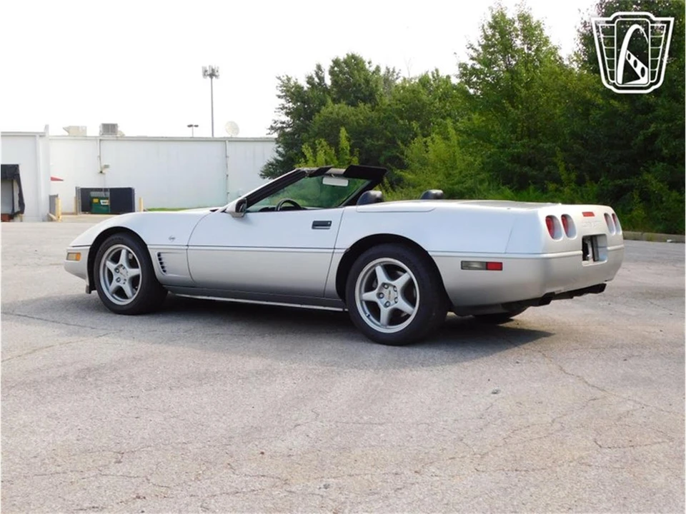 1996 Chevrolet Corvette C4 - Image 14 of 31
