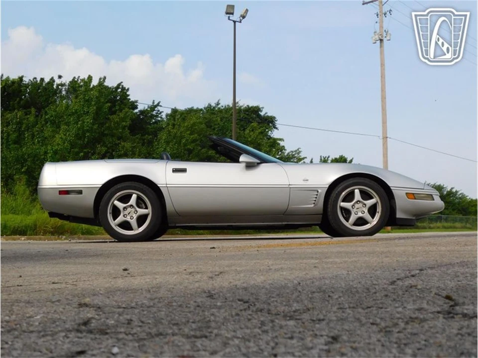 1996 Chevrolet Corvette C4 - Image 30 of 31