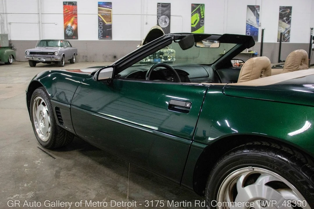 1996 Chevrolet Corvette C4 - Image 23 of 31