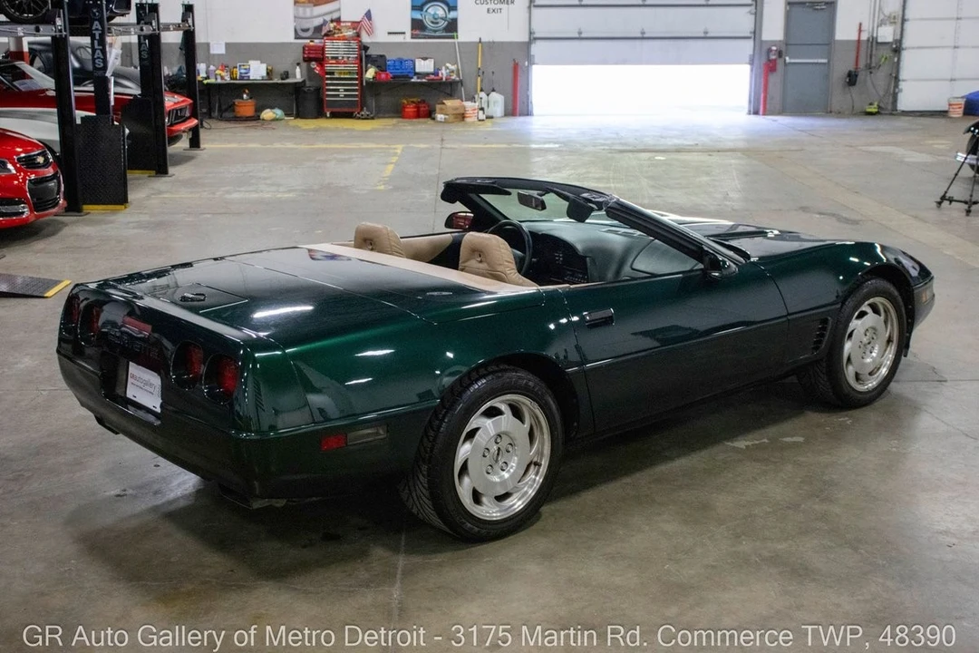 1996 Chevrolet Corvette C4 - Image 8 of 31