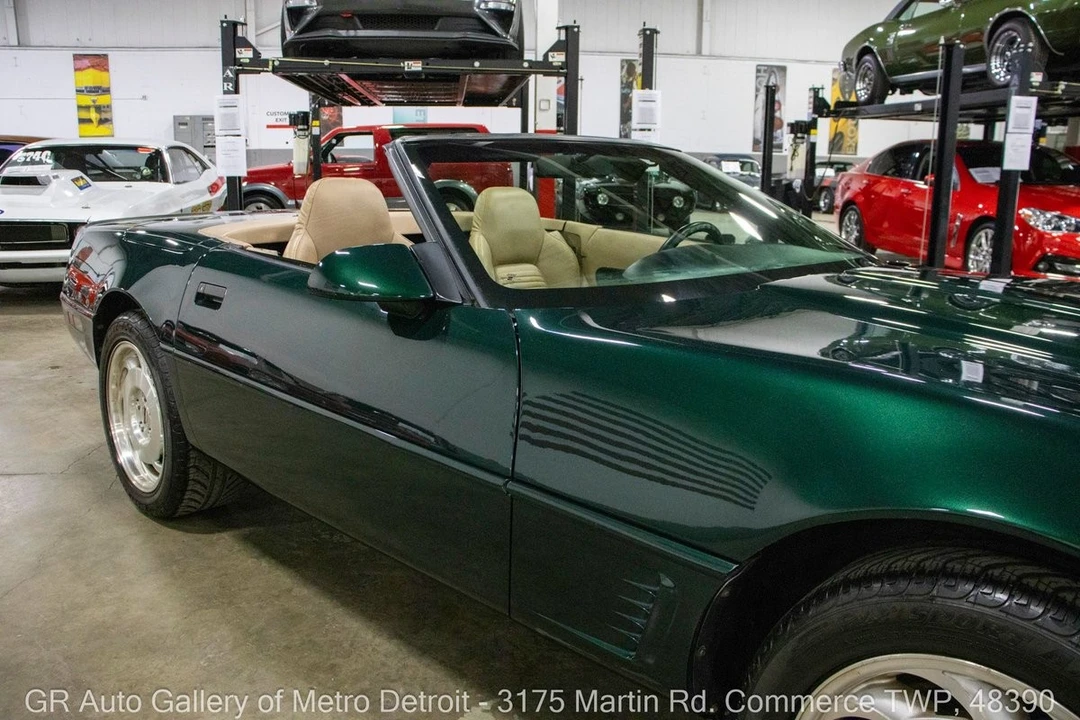 1996 Chevrolet Corvette C4 - Image 25 of 31
