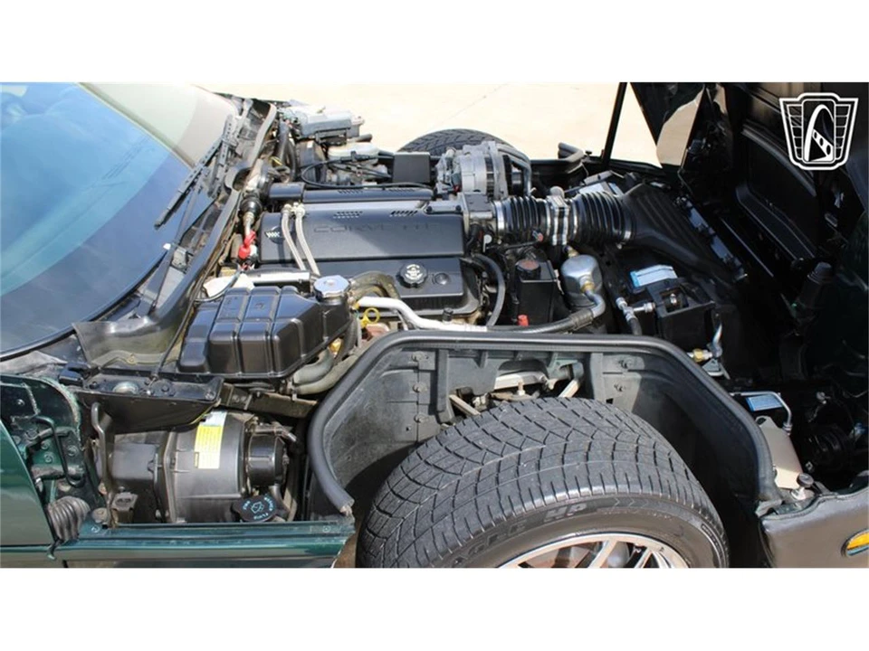 1996 Chevrolet Corvette C4 - Image 16 of 31