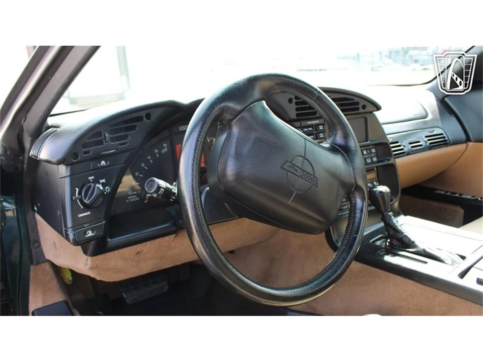 1996 Chevrolet Corvette C4 - Image 11 of 31