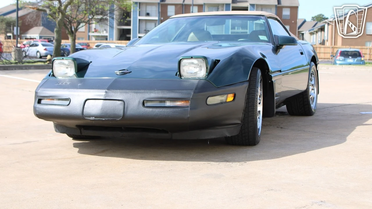 1996 Chevrolet Corvette C4 - Image 3 of 12