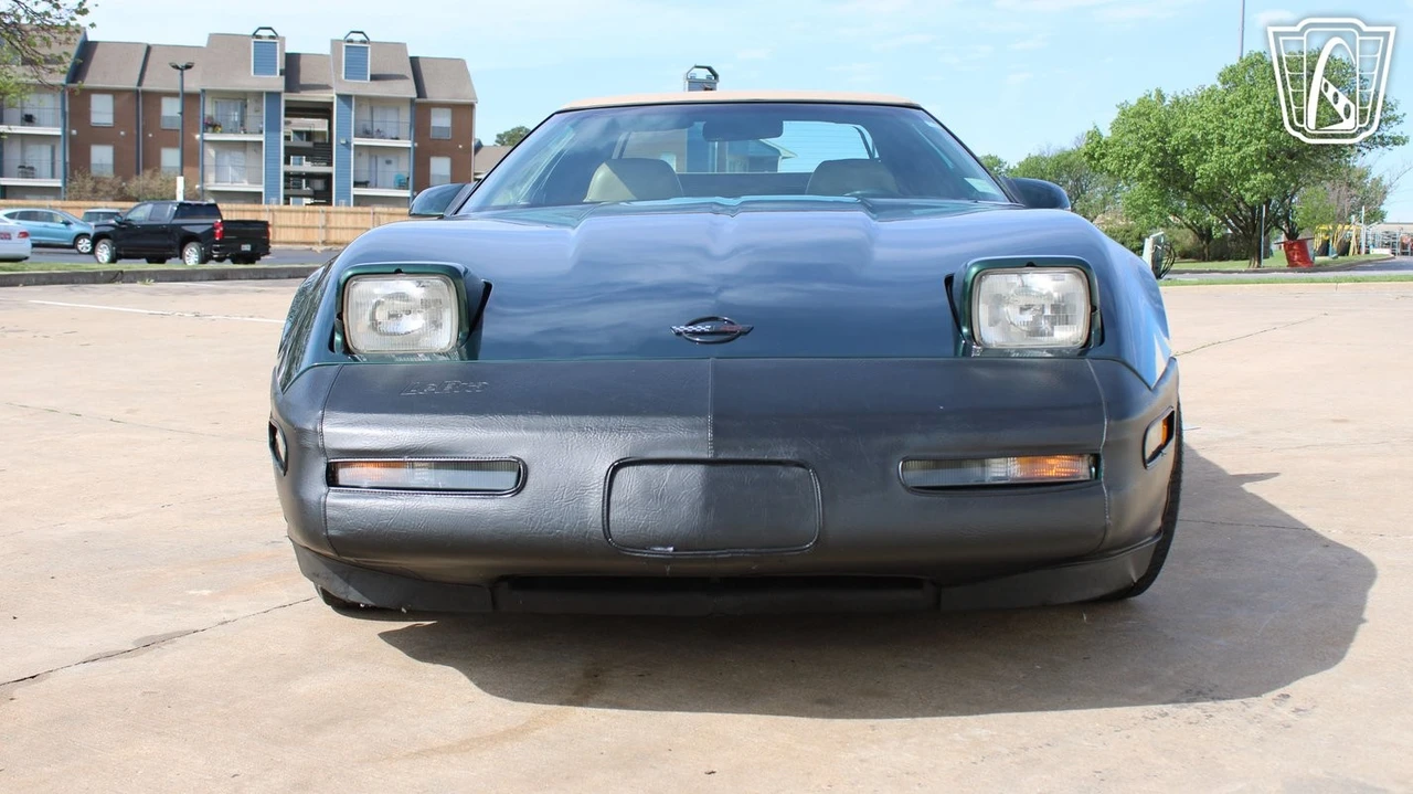 1996 Chevrolet Corvette C4 - Image 5 of 12