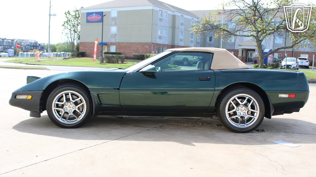 1996 Chevrolet Corvette C4 - Image 10 of 12
