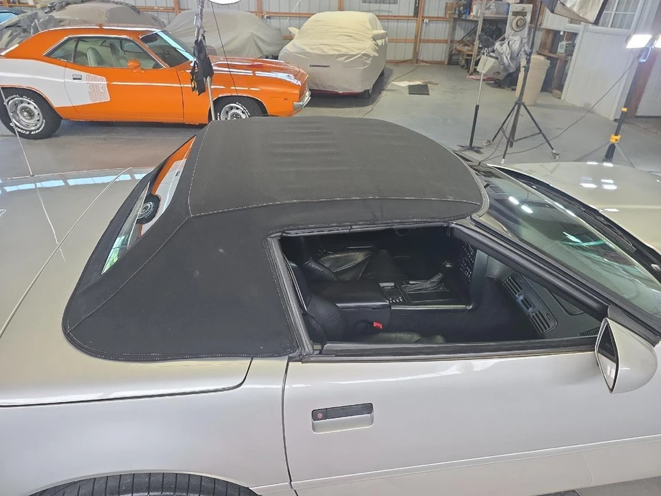 1996 Chevrolet Corvette C4 - Image 25 of 31