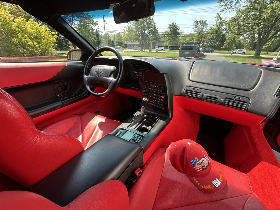 1996 Chevrolet Corvette C4 - Image 9 of 19