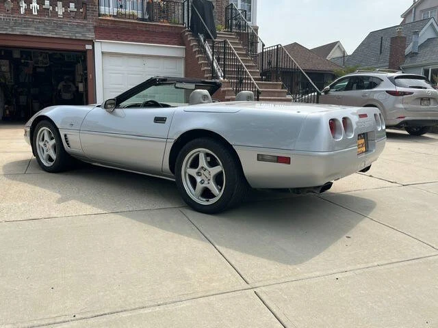 1996 Chevrolet Corvette C4 - Image 8 of 31