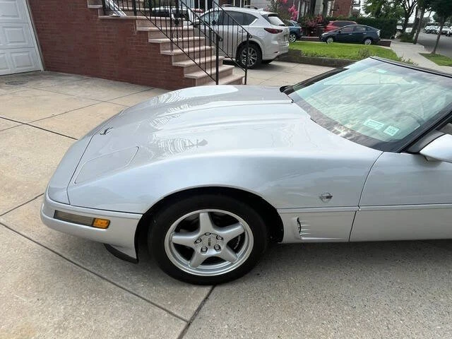 1996 Chevrolet Corvette C4 - Image 2 of 31