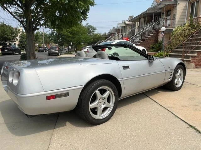 1996 Chevrolet Corvette C4 - Image 16 of 31