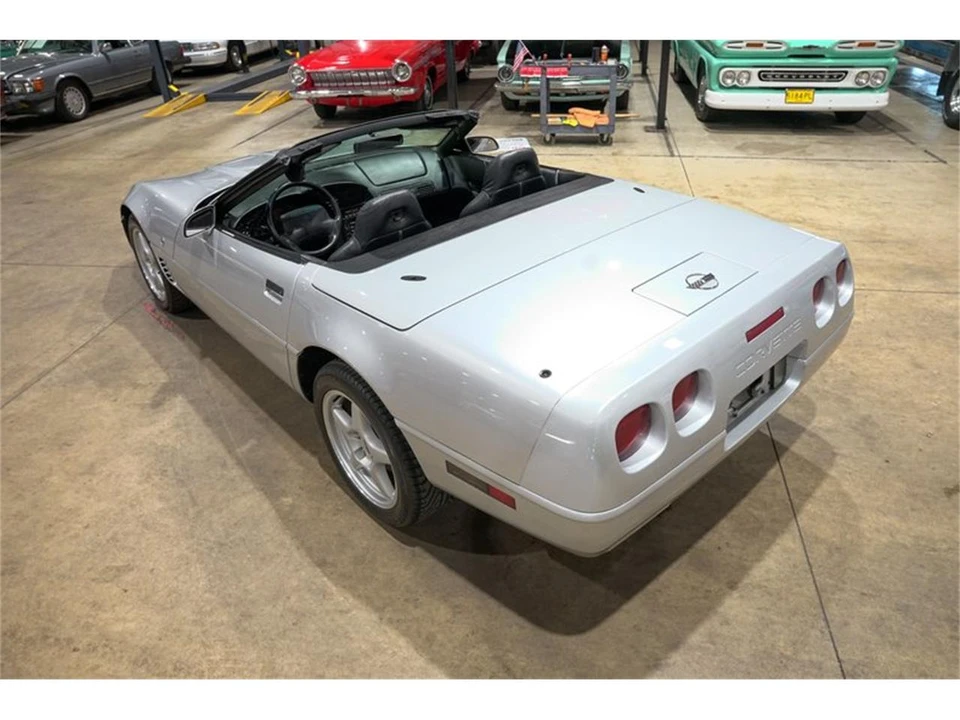 1996 Chevrolet Corvette C4 - Image 16 of 31
