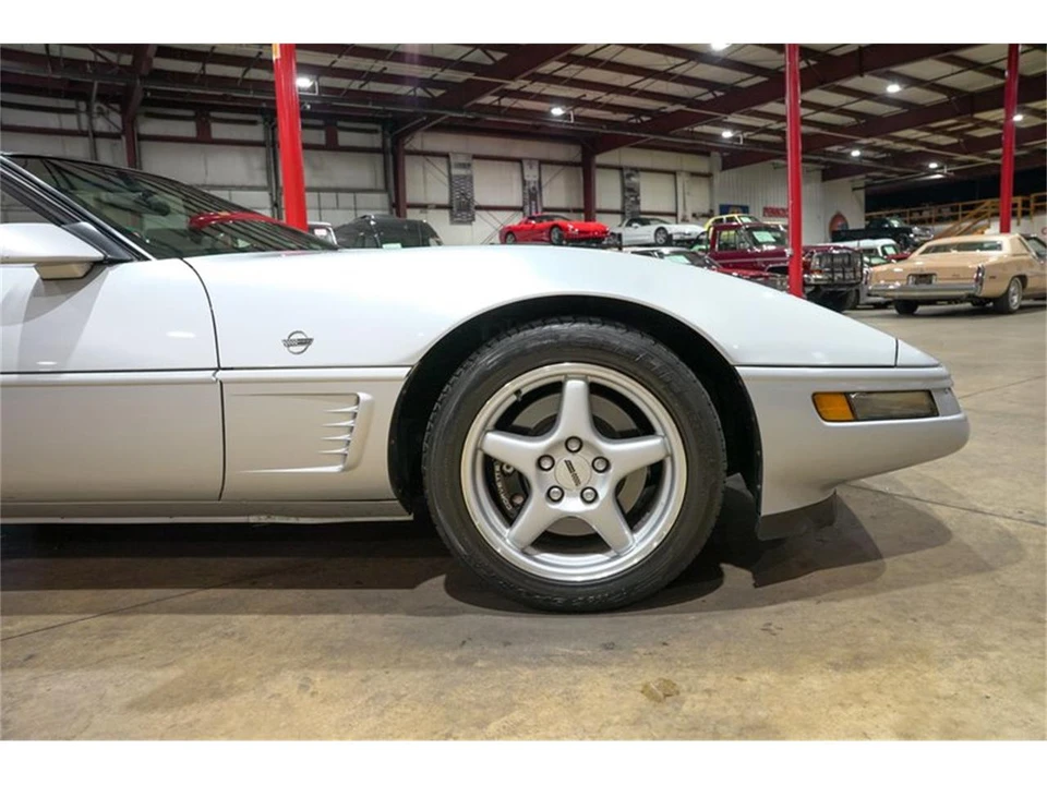 1996 Chevrolet Corvette C4 - Image 11 of 31