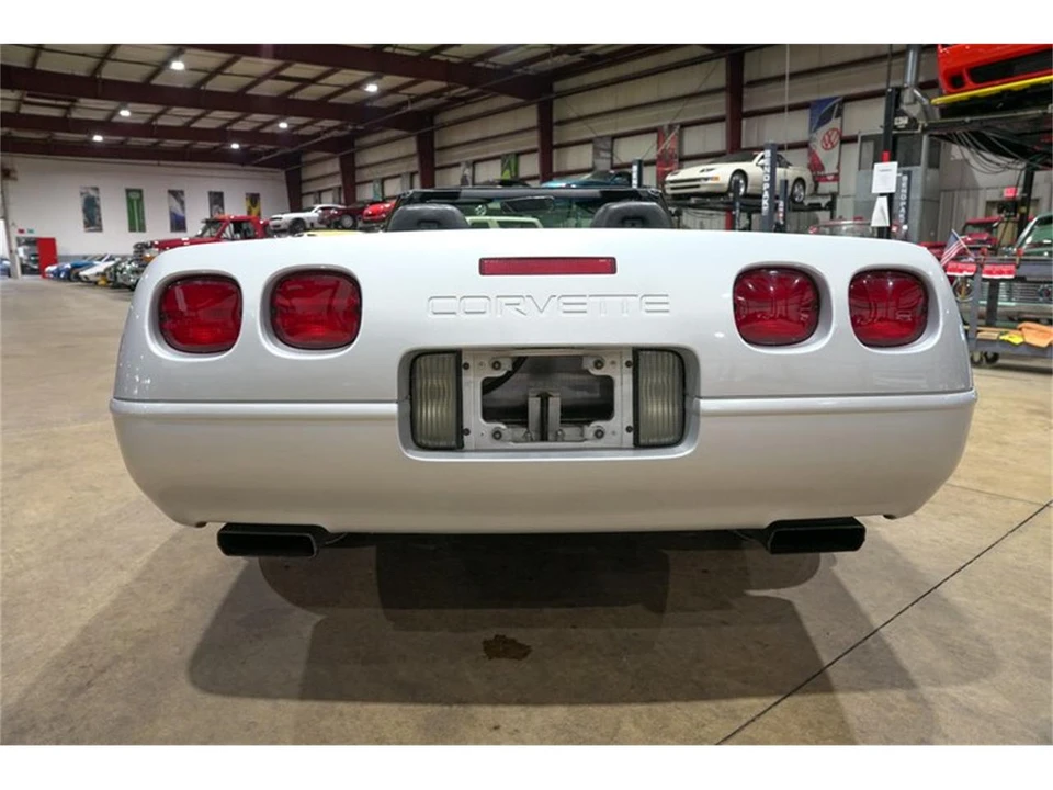 1996 Chevrolet Corvette C4 - Image 7 of 31