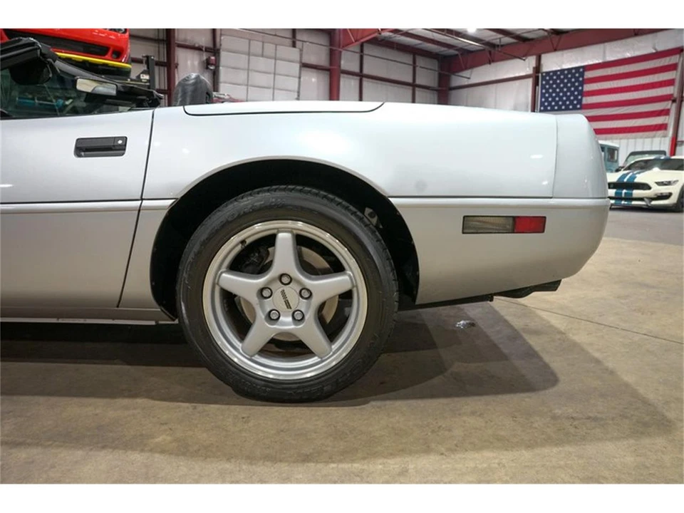 1996 Chevrolet Corvette C4 - Image 5 of 31