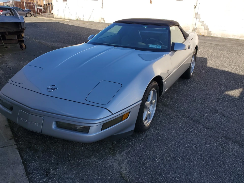 1996 Chevrolet Corvette C4 - Image 17 of 23