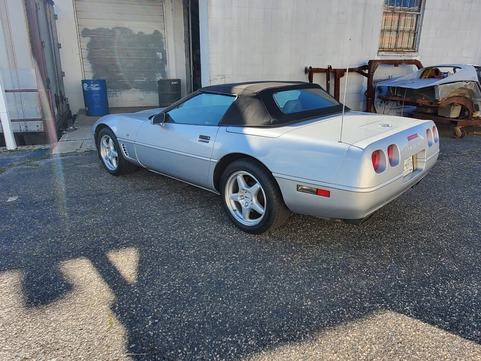 1996 Chevrolet Corvette C4 - Image 14 of 23