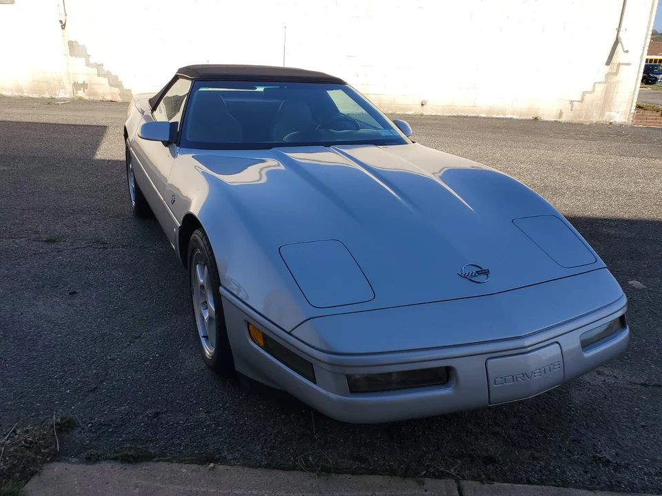 1996 Chevrolet Corvette C4 - Image 16 of 23