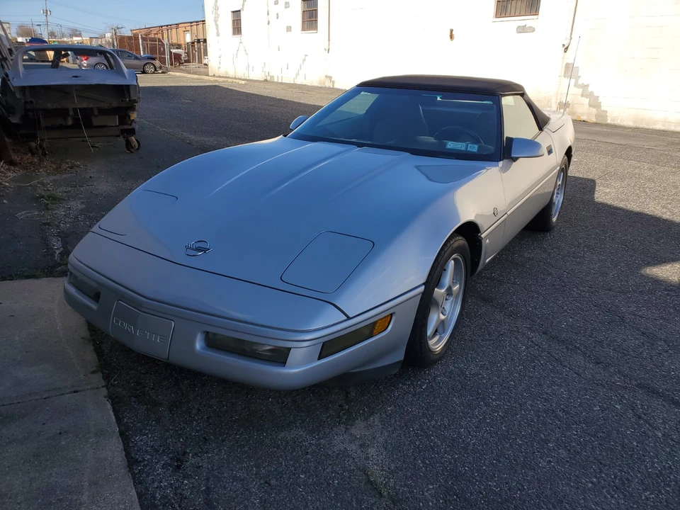 1996 Chevrolet Corvette C4 - Image 18 of 23