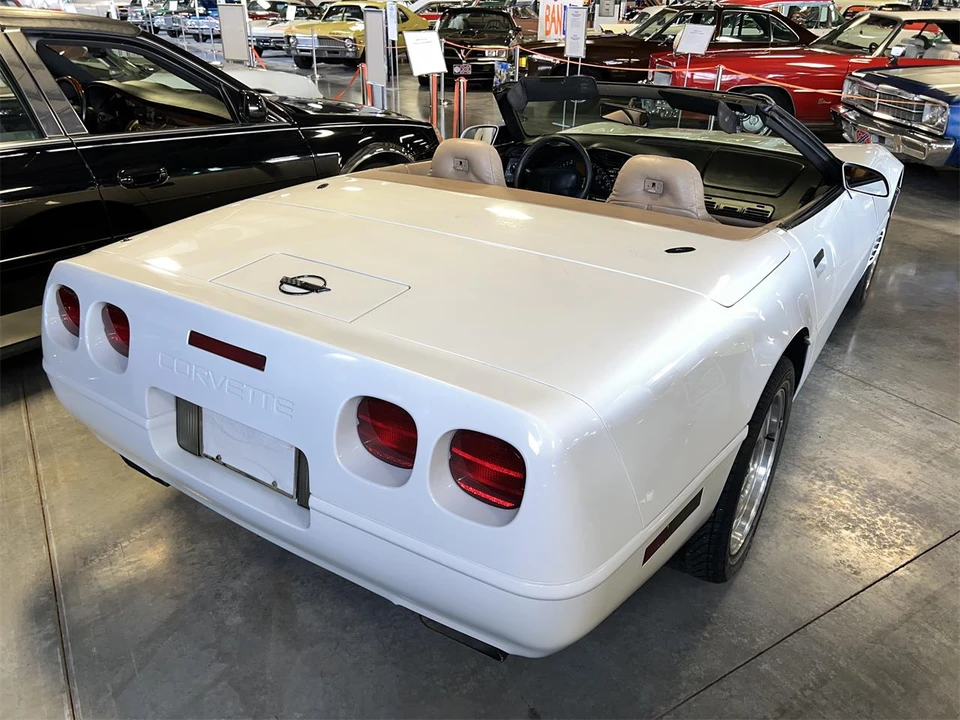 1996 Chevrolet Corvette C4 - Image 12 of 24