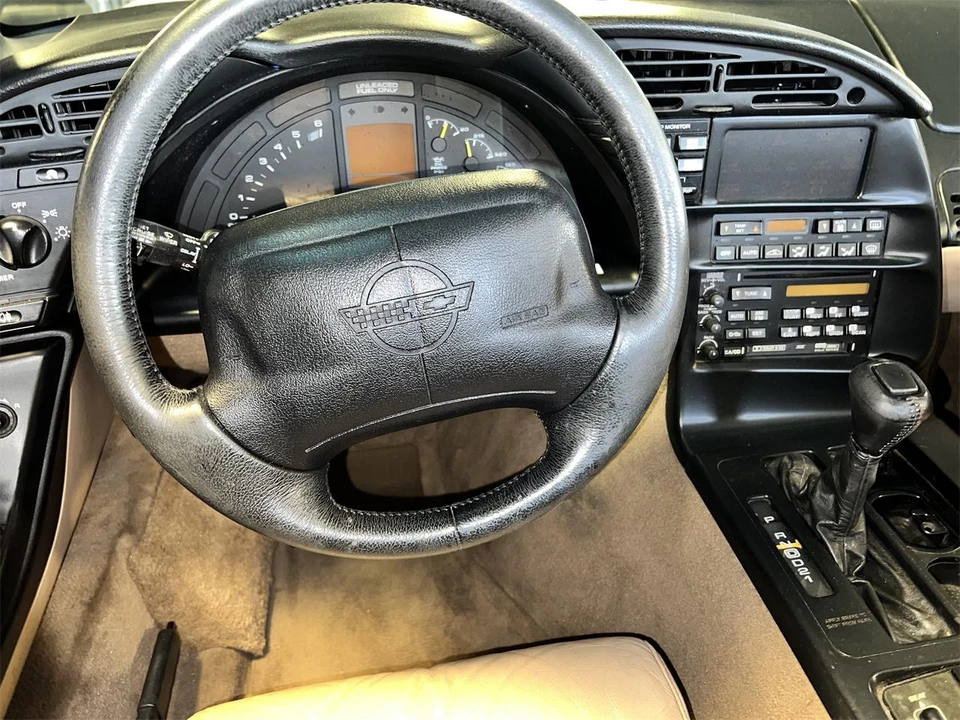 1996 Chevrolet Corvette C4 - Image 15 of 24